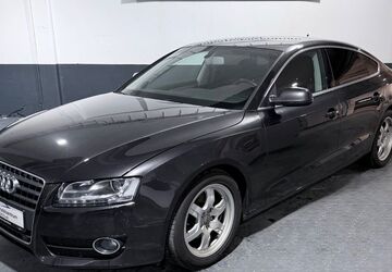 Audi A5 101.500 km 10.990 &euro; Sprockhövel 45549