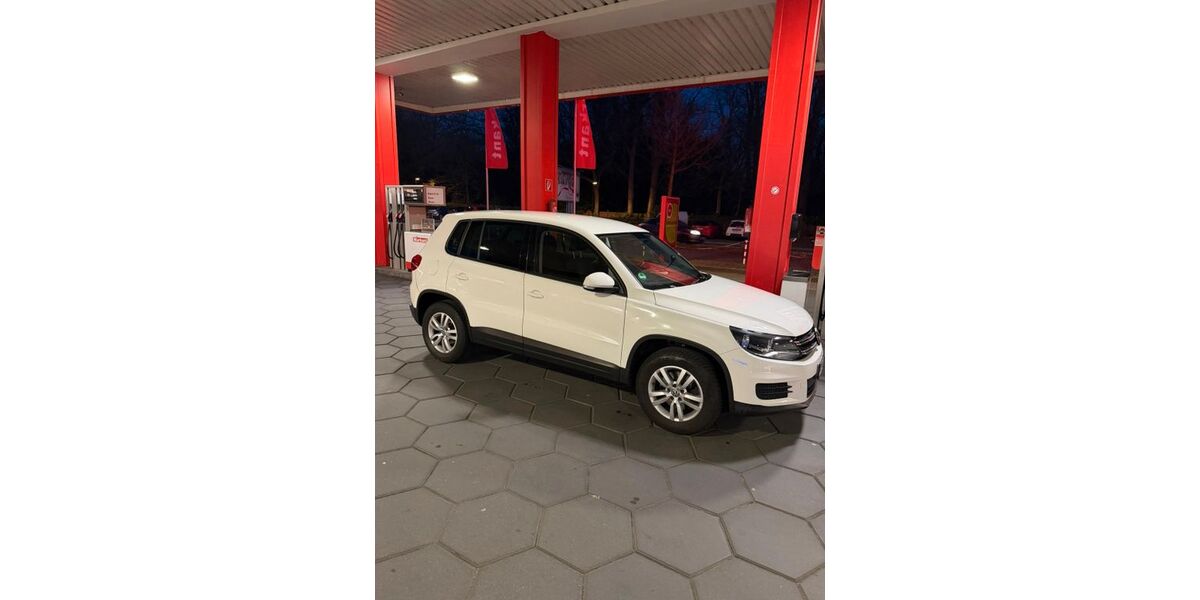 VW Tiguan 210.500 km 6.400 &euro; HERTEN 45699